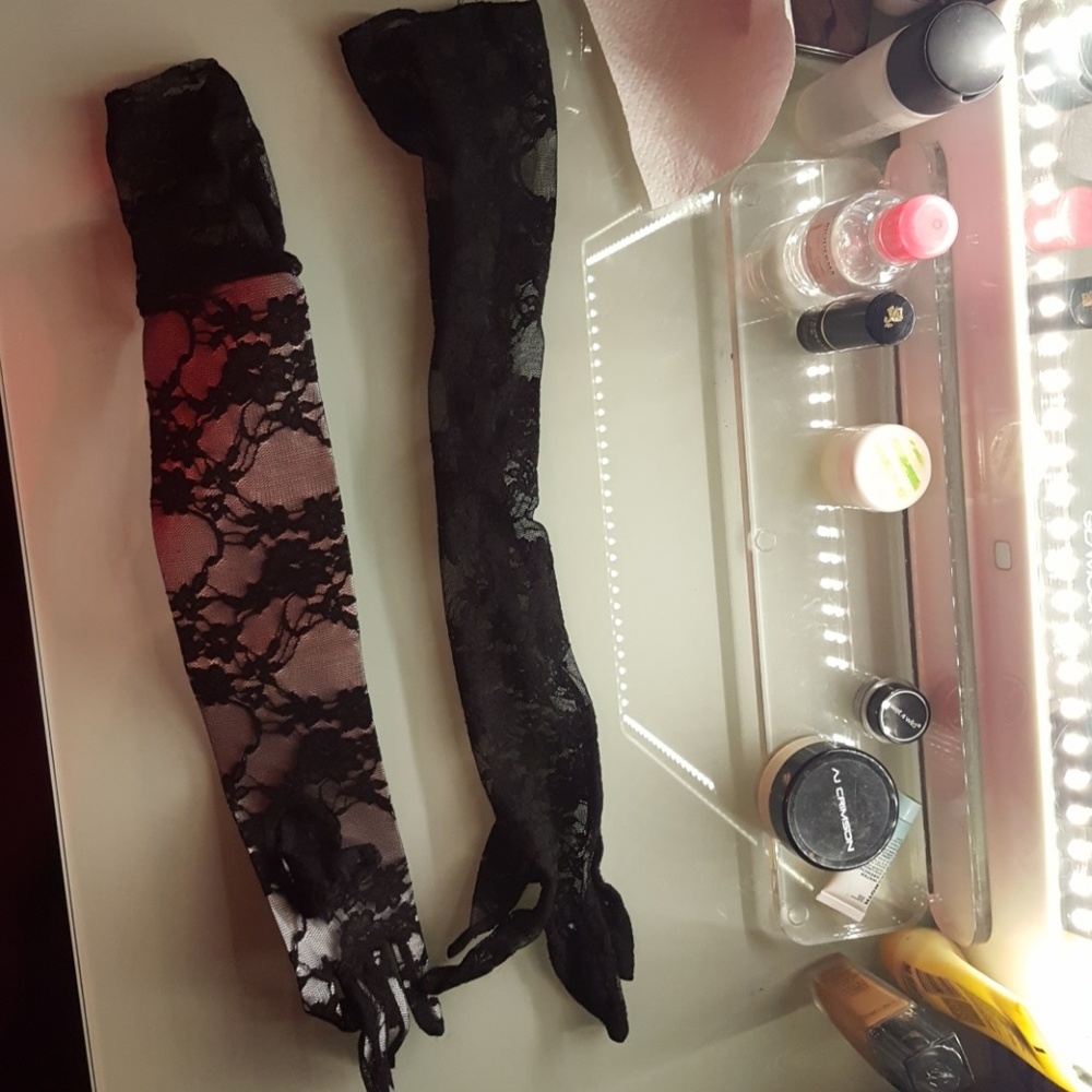 Lace gloves plus matching lace socks
